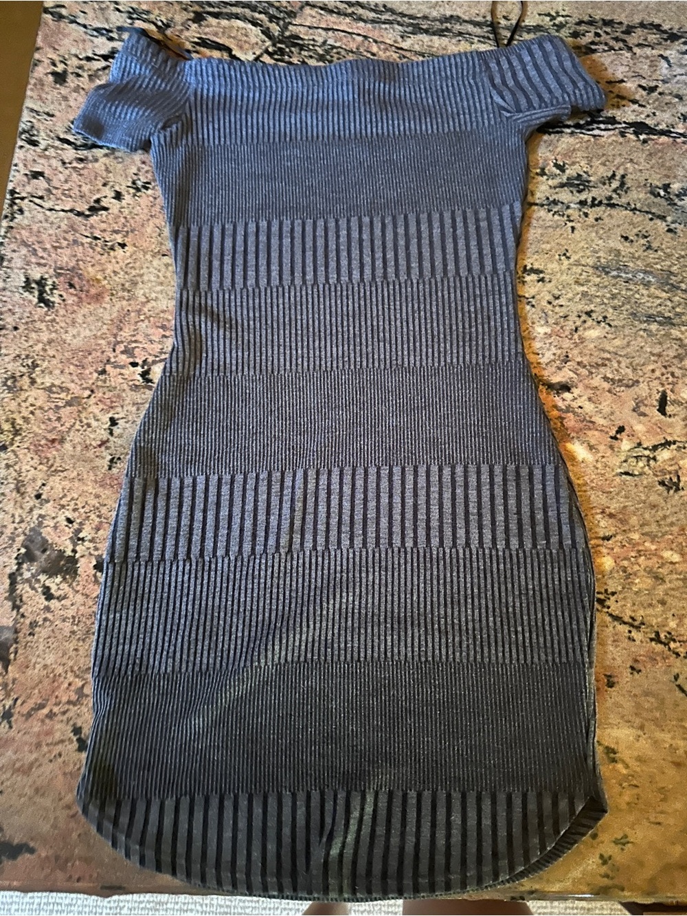 Off-Shoulder Ribbed Bodycon Mini Dress - dark grey - Picture 4 of 4